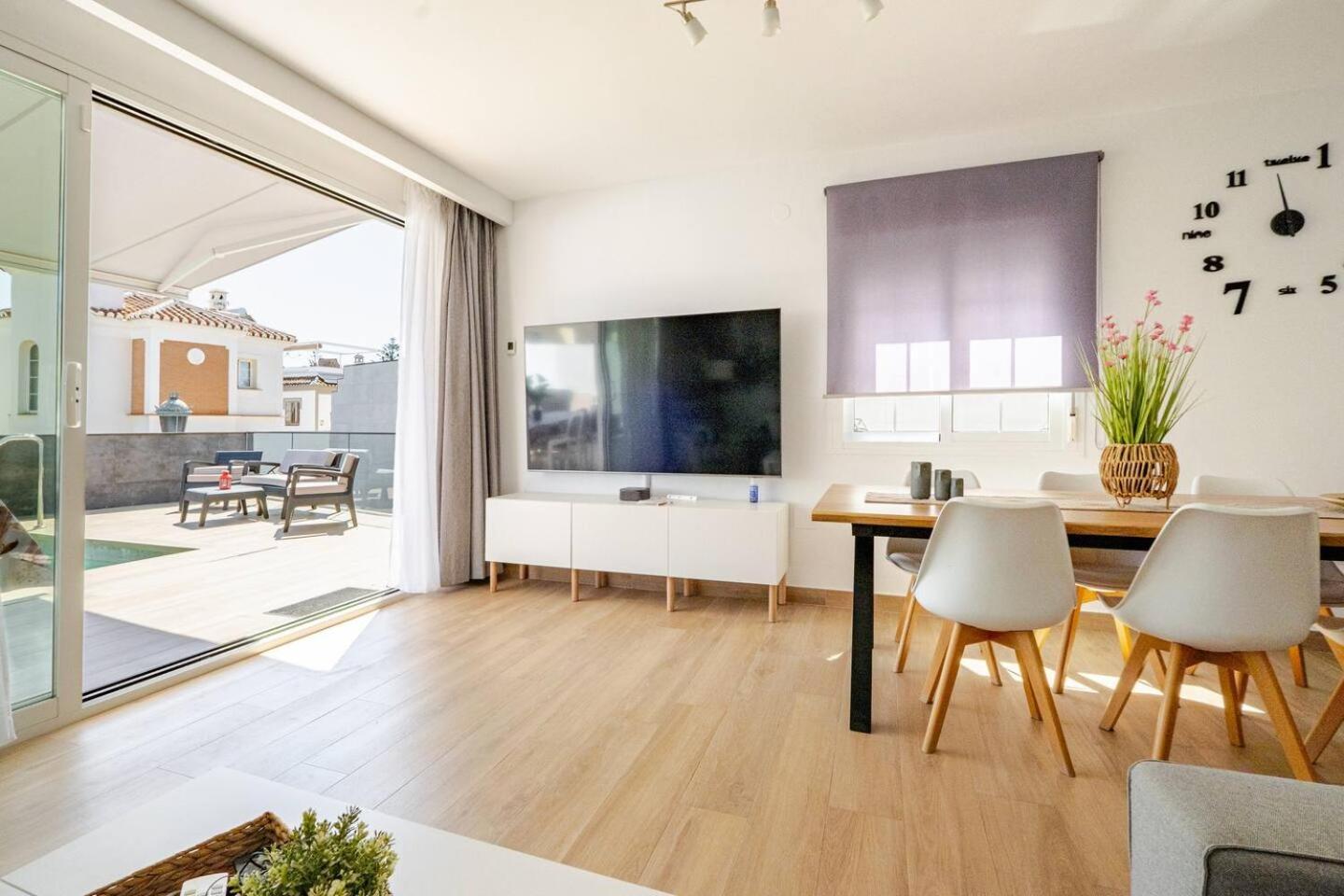 Villa Antonia Mar - Private & Heated Pool - Punta Lara Нерха Екстериор снимка