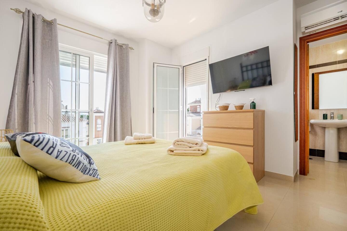 Villa Antonia Mar - Private & Heated Pool - Punta Lara Нерха Екстериор снимка