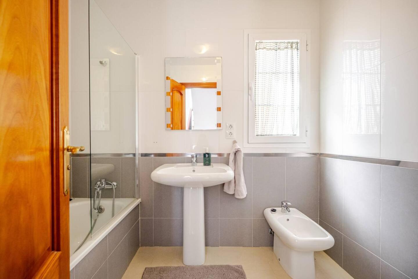 Villa Antonia Mar - Private & Heated Pool - Punta Lara Нерха Екстериор снимка