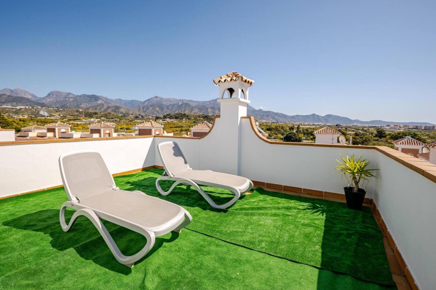 Villa Antonia Mar - Private & Heated Pool - Punta Lara Нерха Екстериор снимка